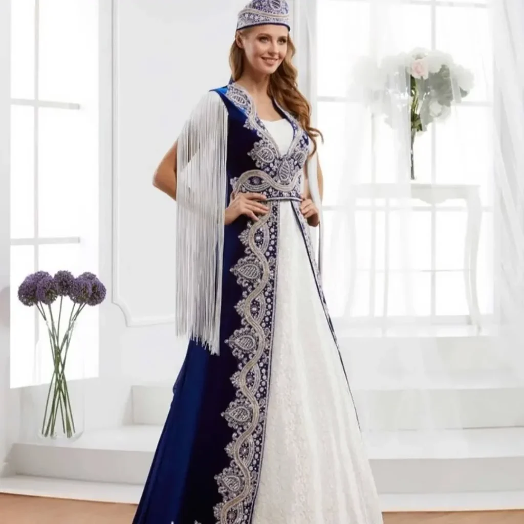 Lacivert Bindallı ve Kaftan — 1. görünüm